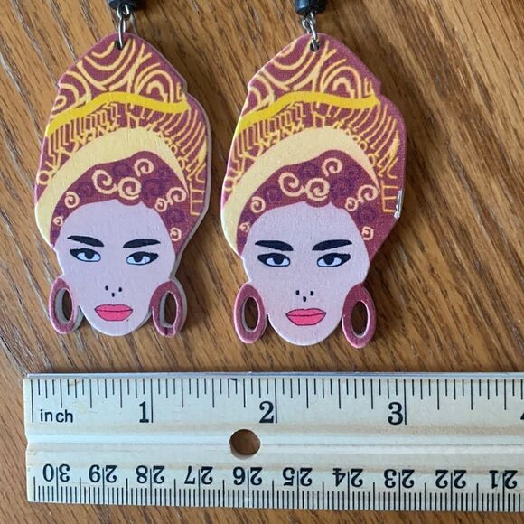 Pierced Earrings Exaggerated Fishhook Wood Lightweight Earrings Exotic Woman - Picture 5 of 6